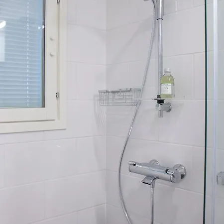 7, Air-conditioned, 1 Free Parking, Calm Own Entrance Apartment *