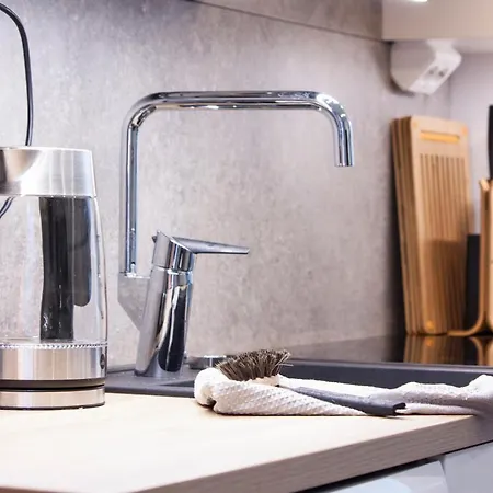 7 - Air-conditioned, P-spot & Self Check-in Διαμέρισμα *